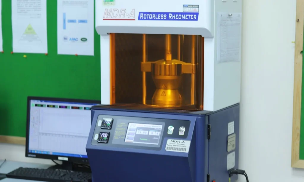 Rubber rheometer in a compound laboratory