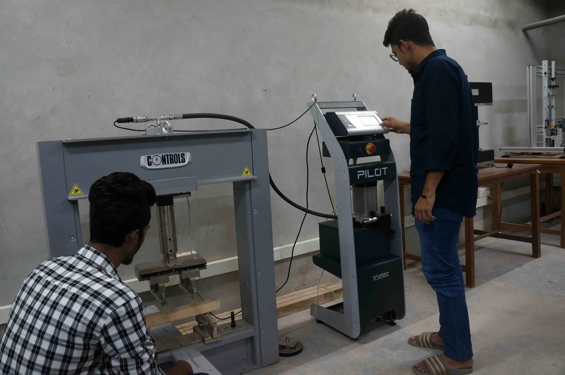 Material testing guides for laboratory buyers